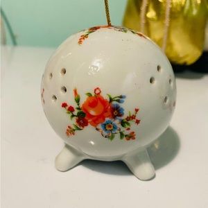 Vintage ceramic scent holder